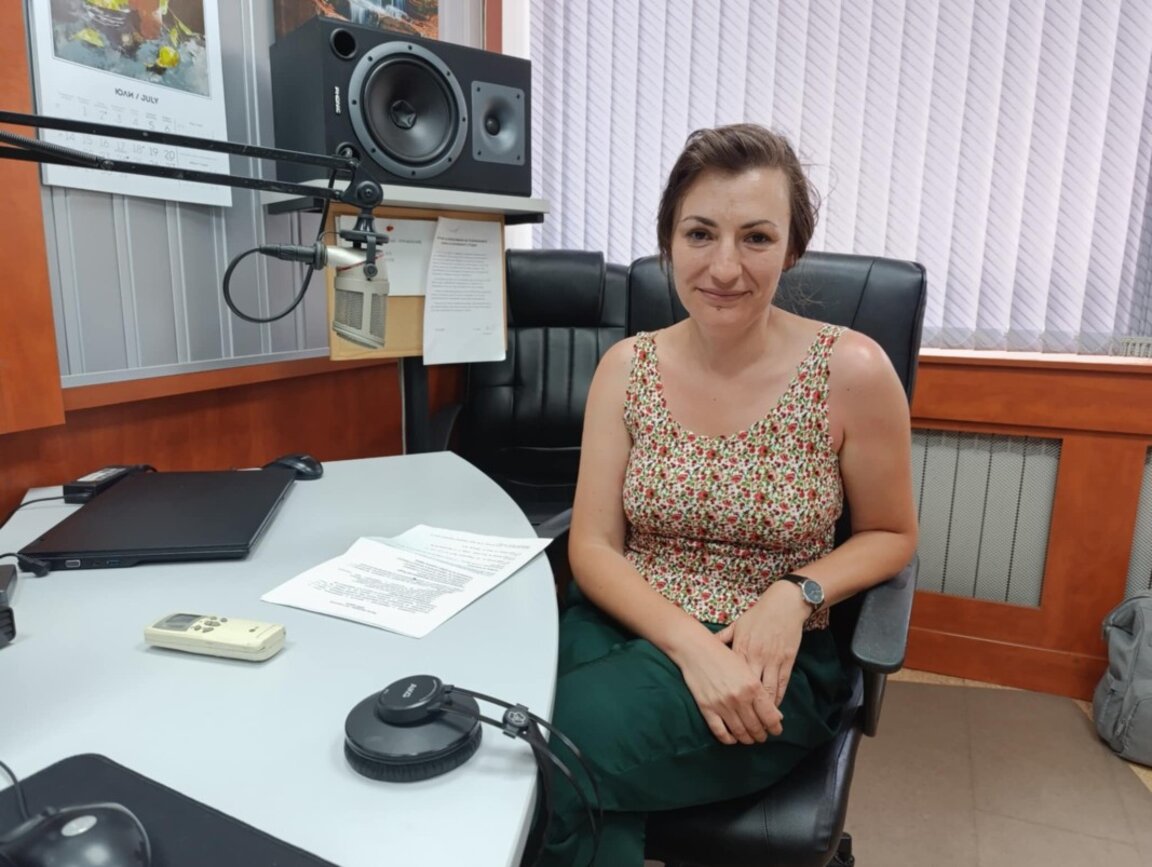 Силвия Теохарова в студиото на Радио Стара Загора