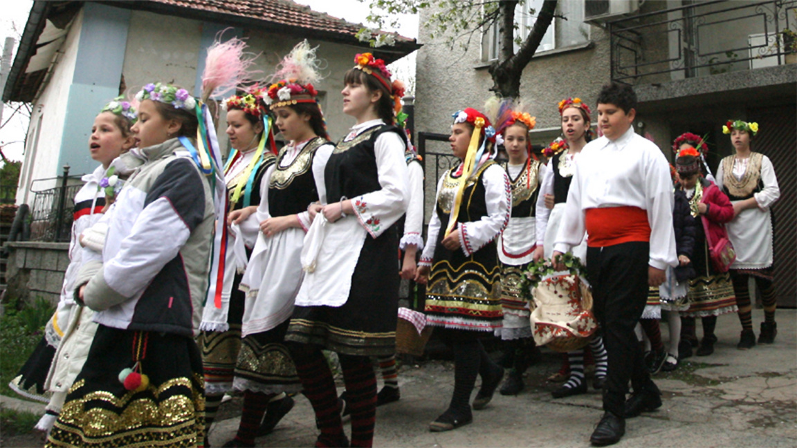 Το «λαζαρούβανε» - ένα λαϊκό έθιμο για τ...