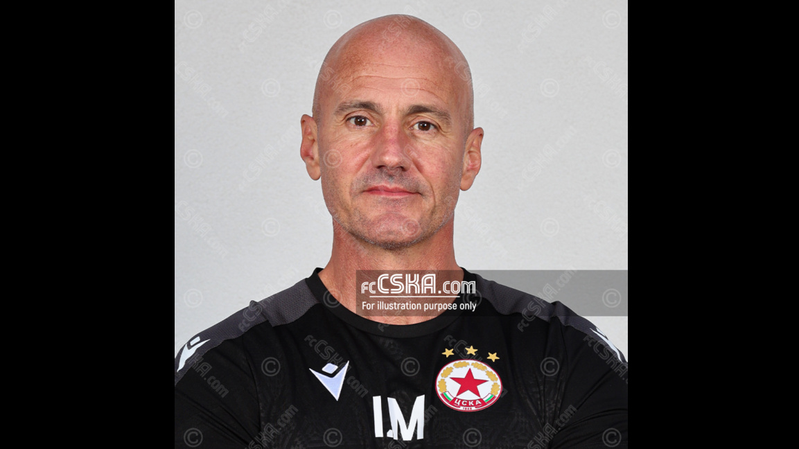 Ивайло Младенов