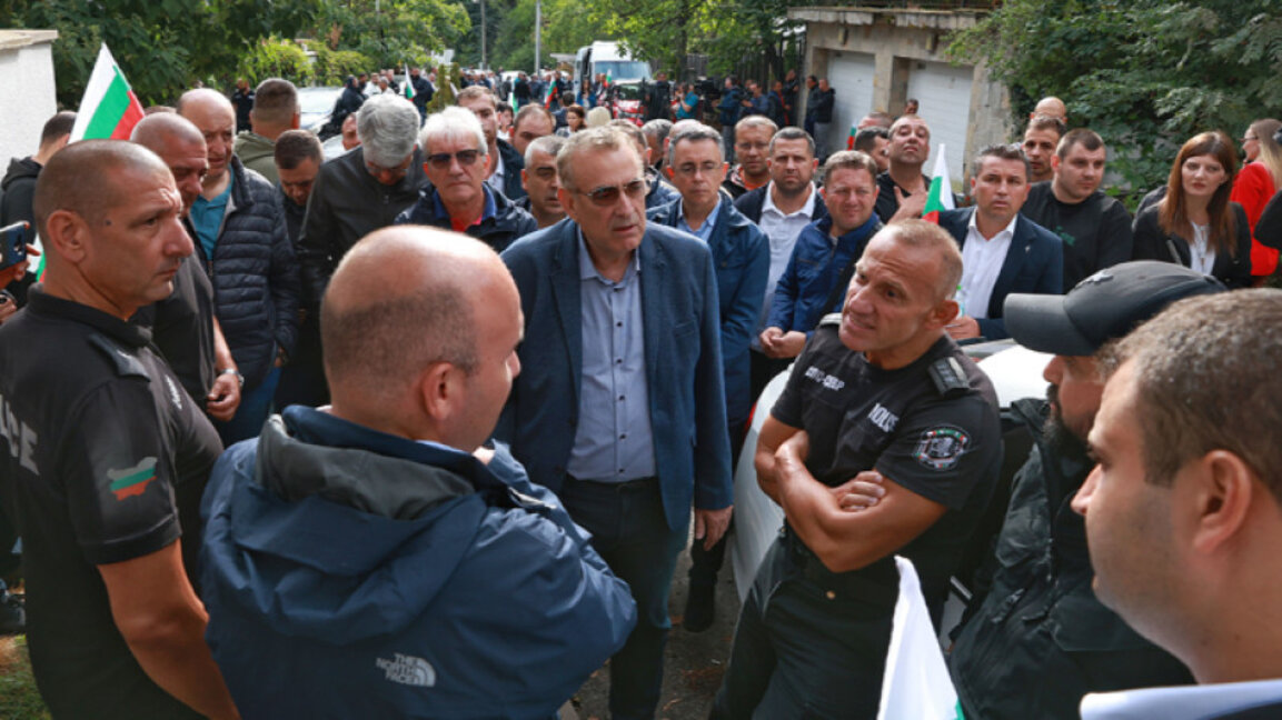 След акция в имот, свързван с Ахмед Доган: напрежение между МВР и ДПС