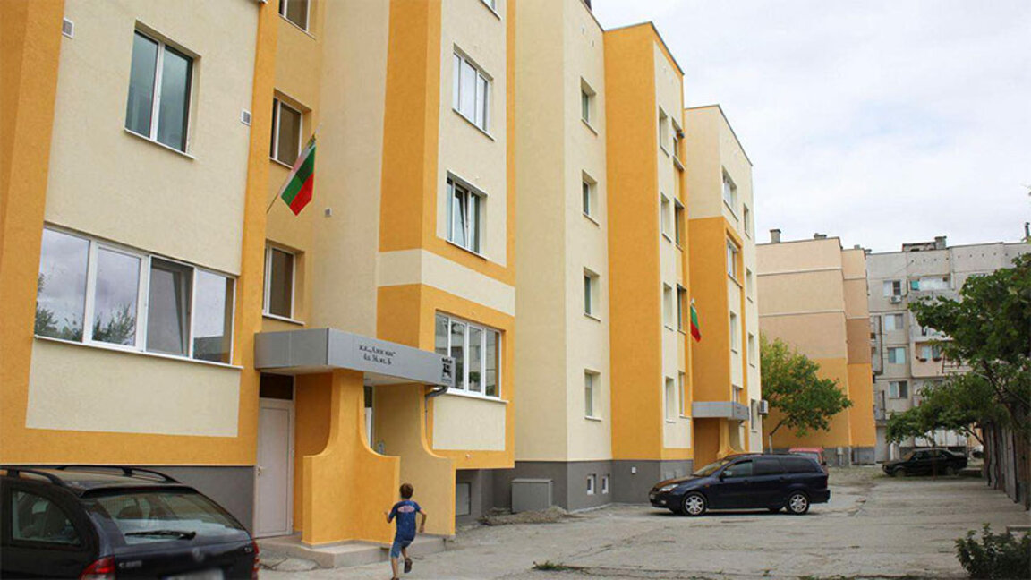 За санирането на блокове в София – малко радост, повече тревоги