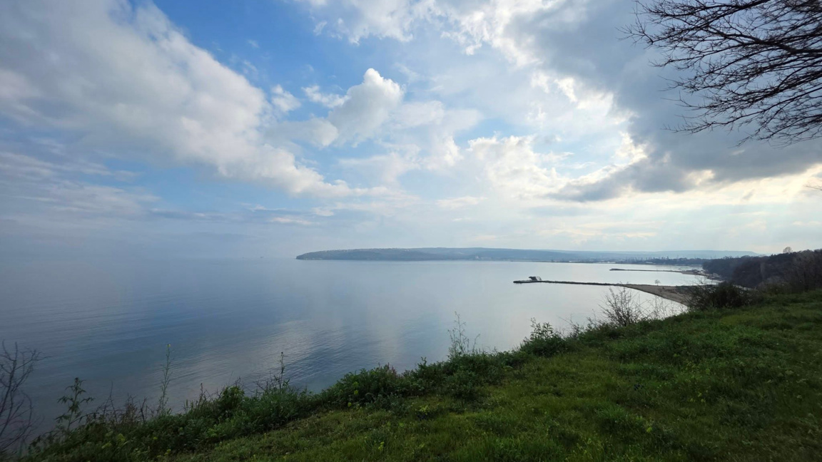 Морето, облаци и светлина, прогнозата за времето
