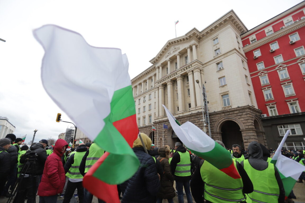 Земеделците в протестна готовност заради неизплатената украинска помощ