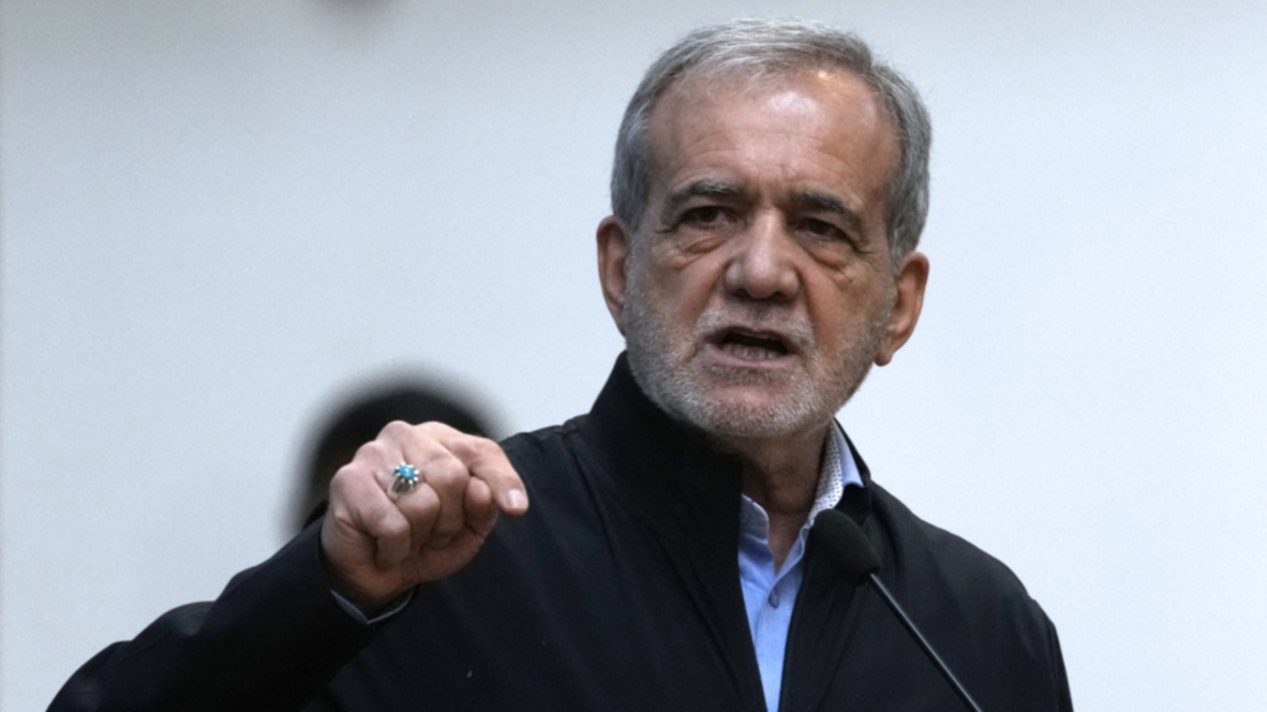 Иранският президент Масуд Пезешкиан.