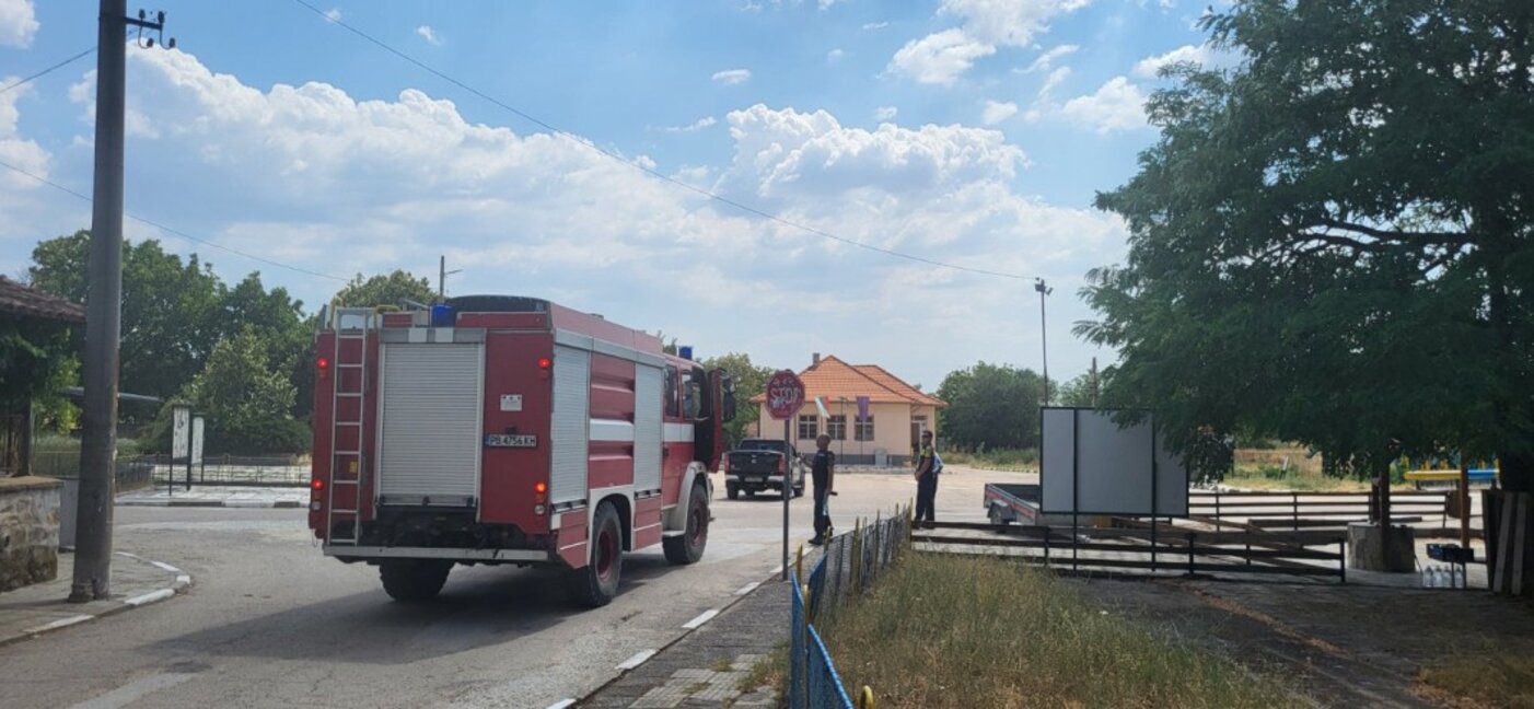 Областният управител поиска военна помощ за пожара в Отец Паисиево