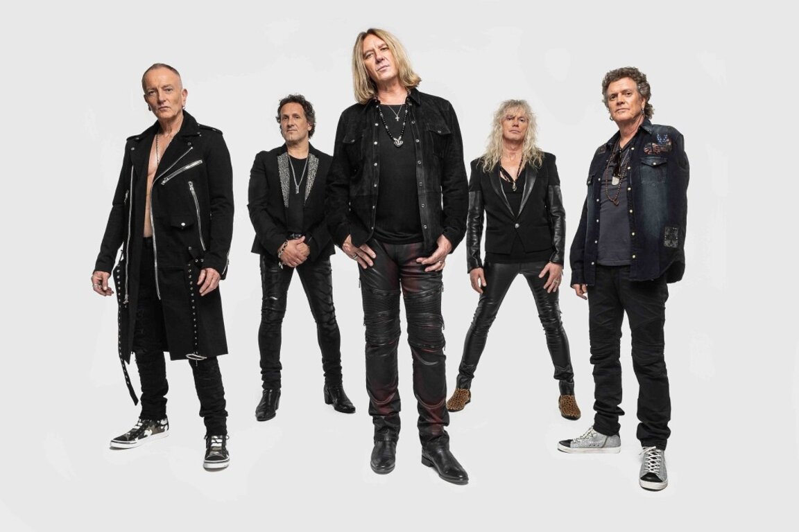 Def Leppard получиха звезда на Холивудската алея на славата