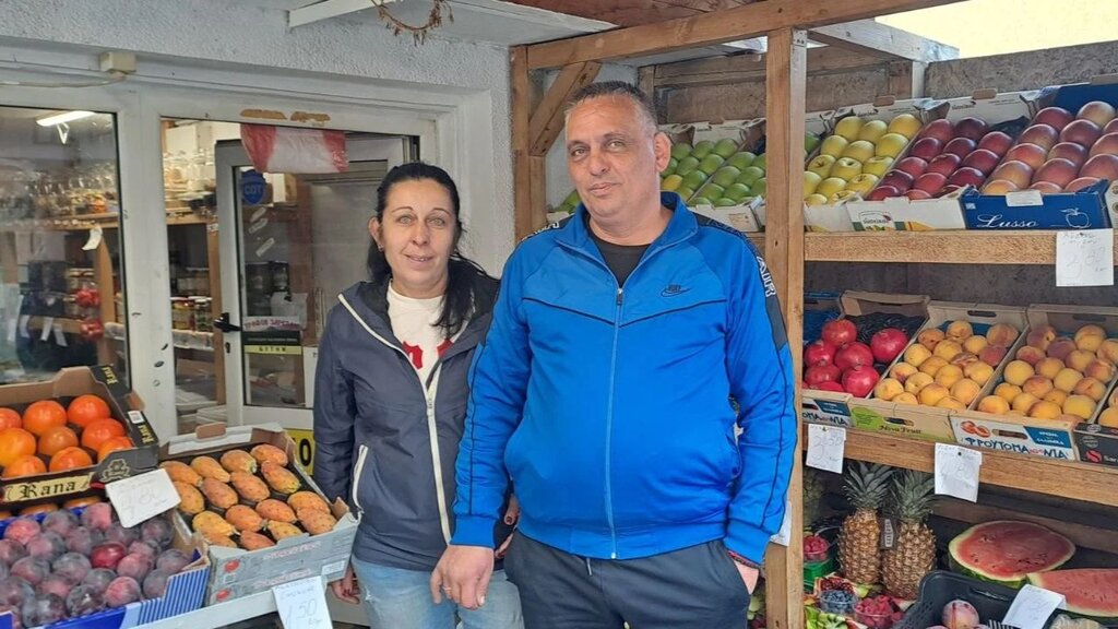 "Изядоха" ли хипермаркетите малките търговски обекти – къде пазарува българинът?
