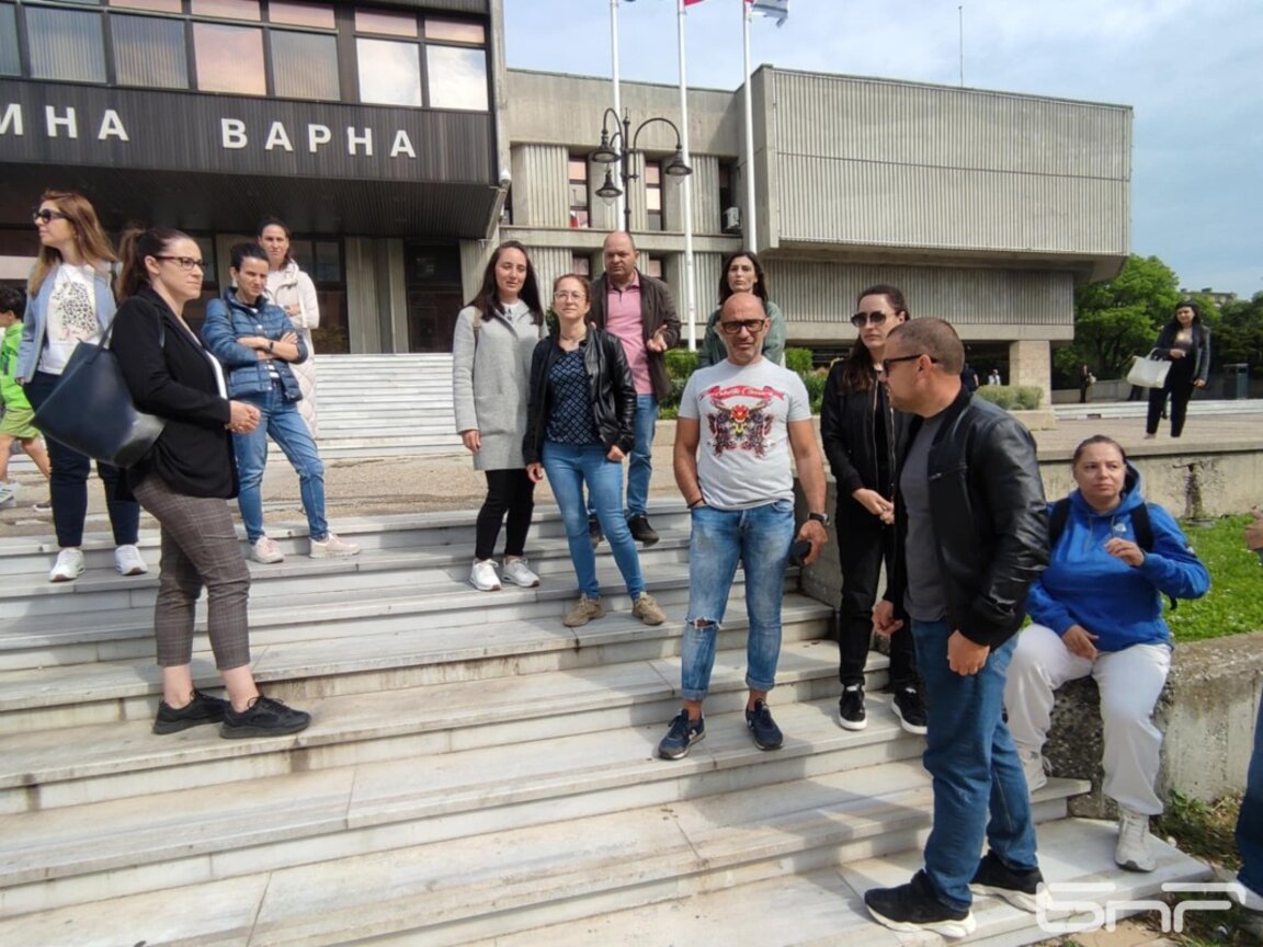Събраха над 100 подписа по казуса с преместването на учениците от ОУ "Св. св. Кирил и Методий" заради ремонт