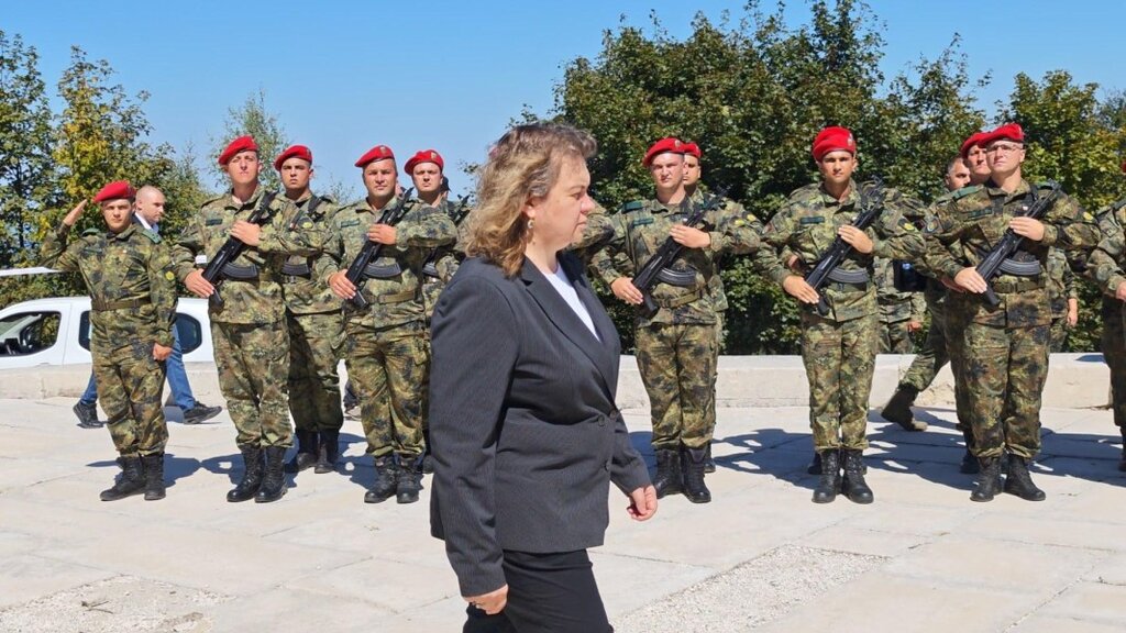 Киселова: Приемането на бюджет в евро е сред приоритетите
