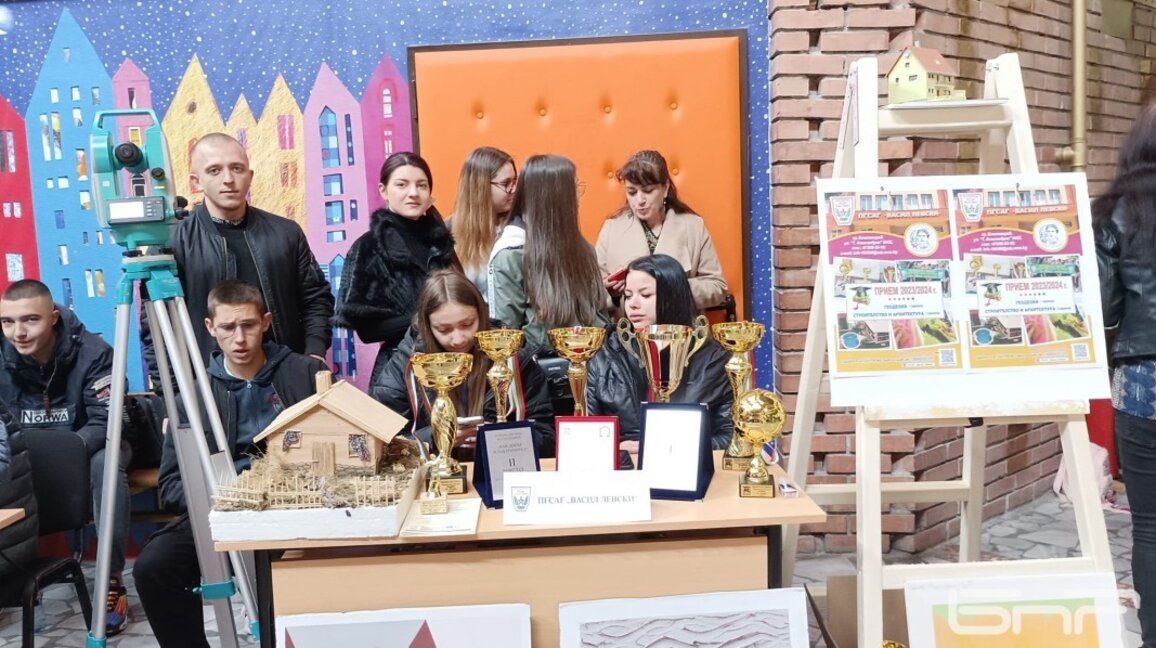 Благоевград посреща 13-ото издание на „Панорама на училищата“