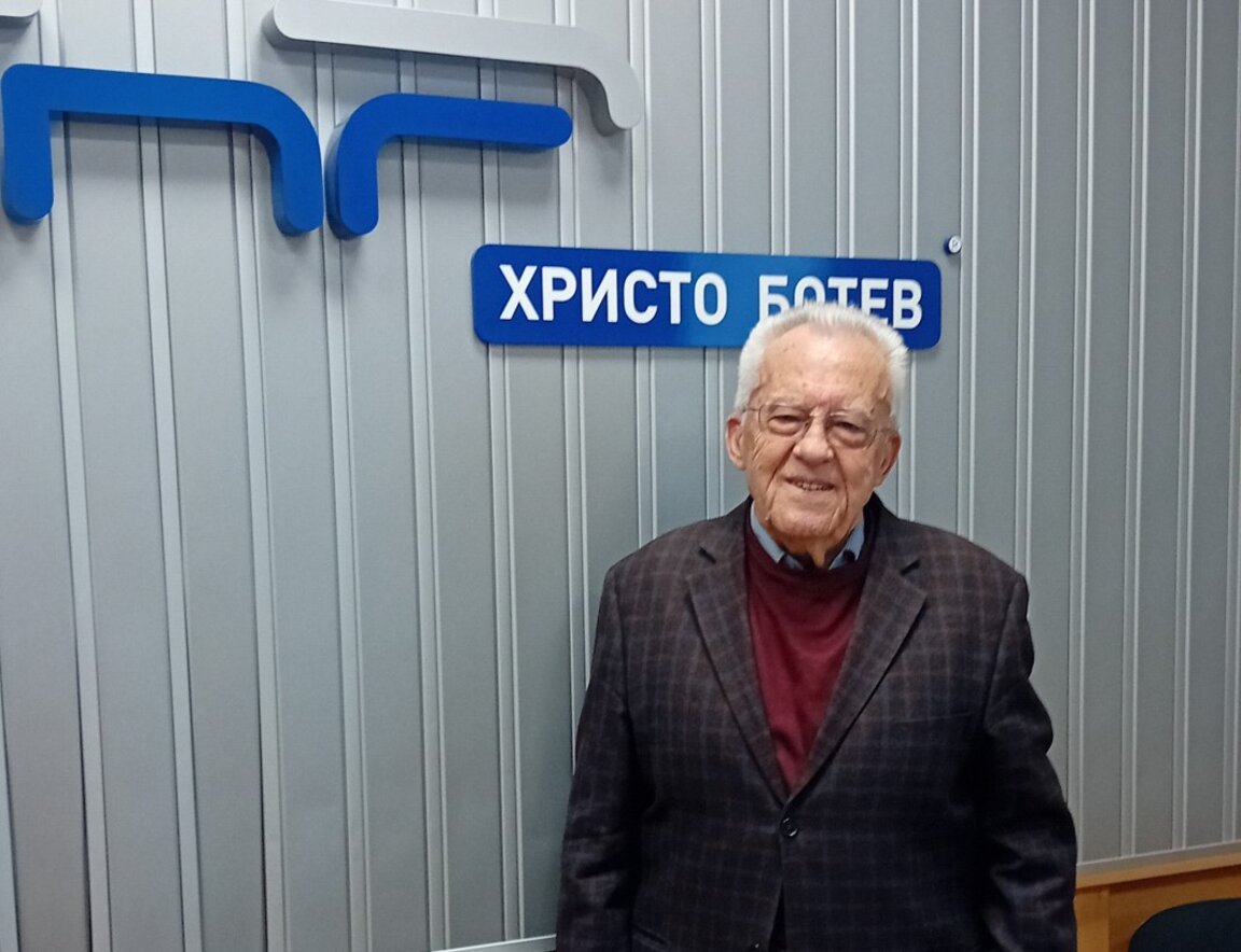 проф. Иван Шопов