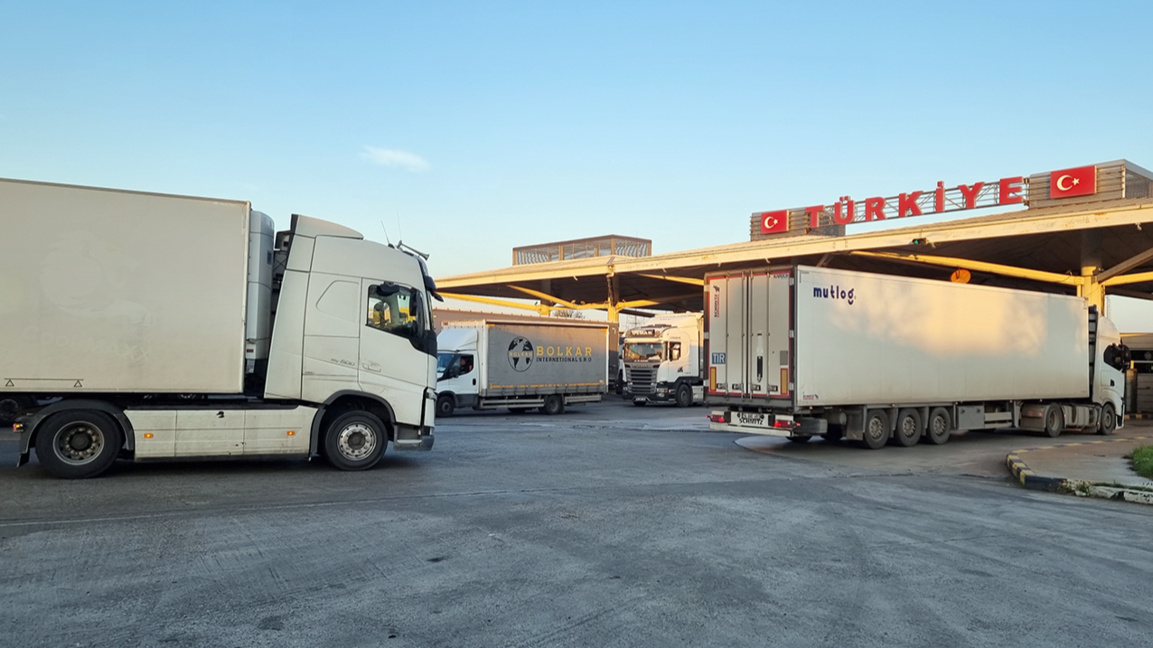  Es lento el tráfico de camiones TIR en Capitán Andreevo y Lesovo 