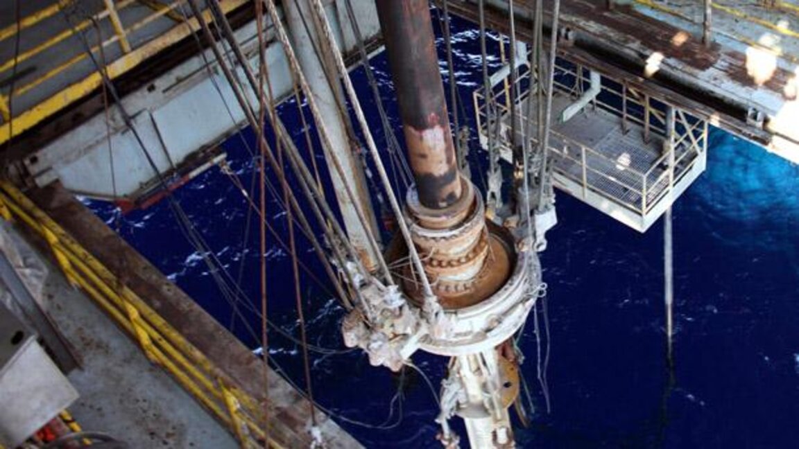 Διαδικασία αναζήτησης πετρελαίου και φυσικού αερίου στην Μαύρη Θάλασσα