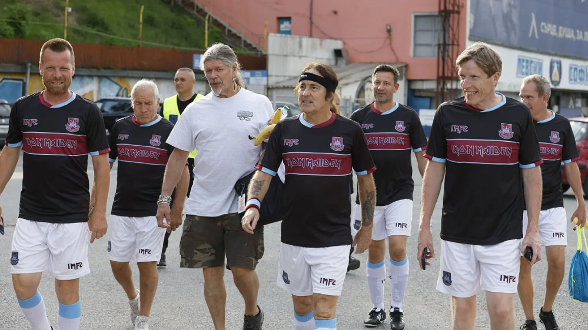 Vor ihrem Konzert in Sofia gewann „Iron Maiden“ gegen Fans des FC „Lewski“
