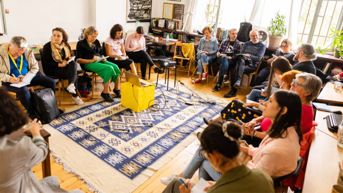 Traducătorii din bulgară-invitați să participe la ateliere de traducere&editare