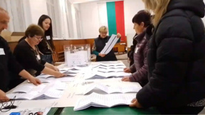 Врачанско: Без видеоизлъчване от цели 36 секции, гласували с хартия