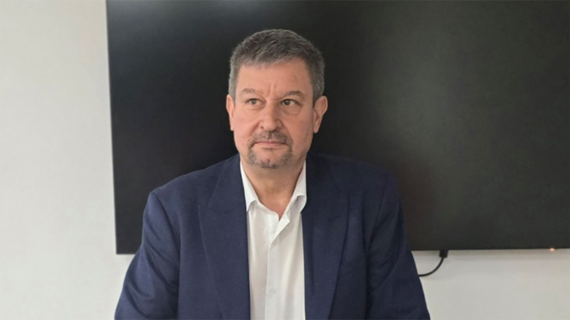 Юлиан Петров