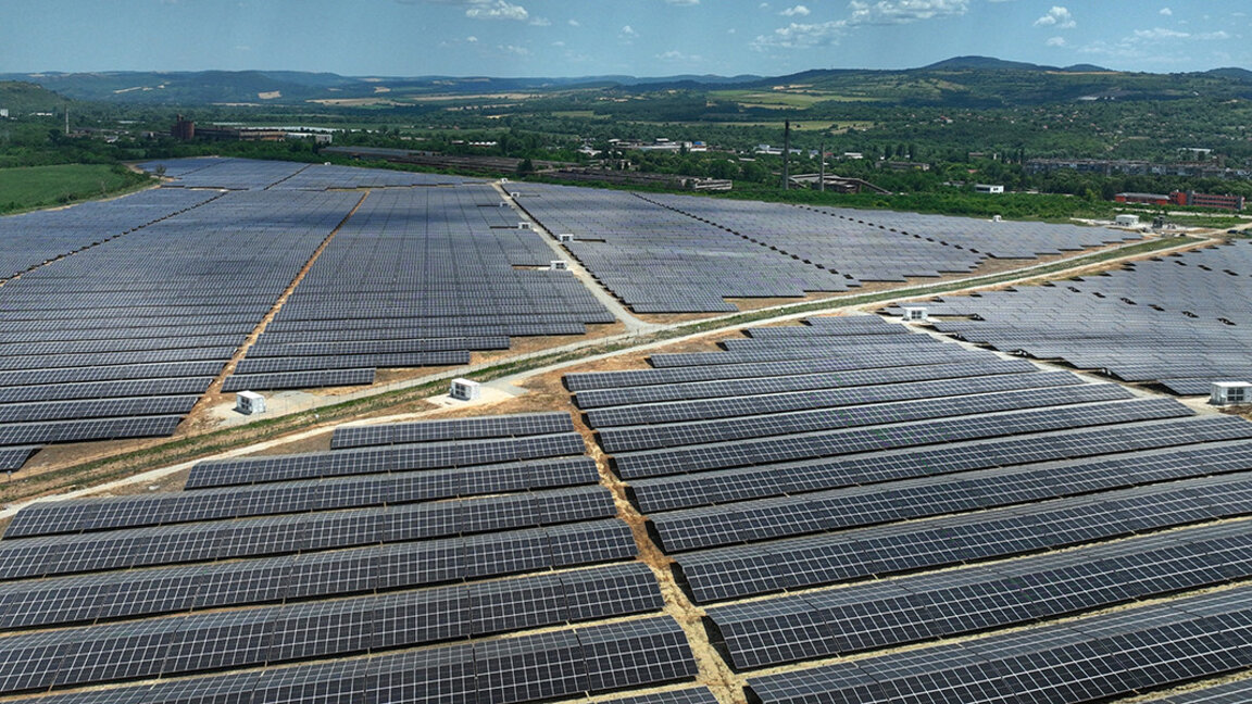 Die Solarkapazitäten für Strom in Bulgarien entsprechen vier großen Kernreaktoren