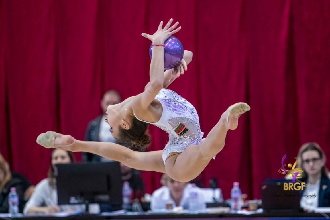 Елвира Краснобаева