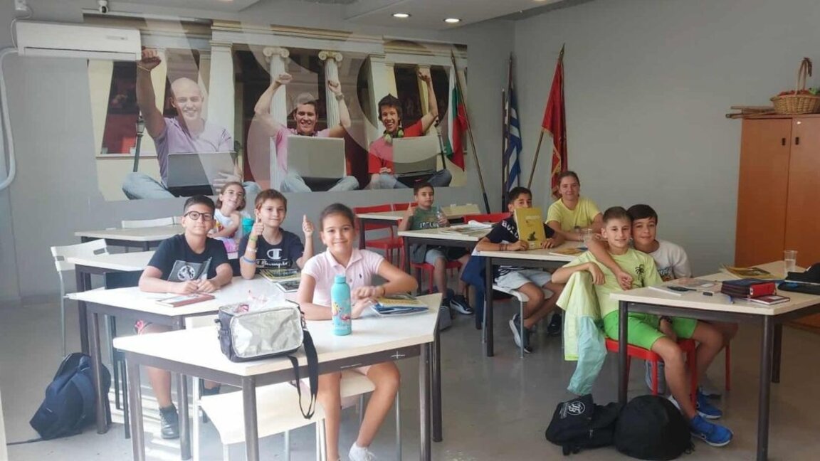 Foto: Shkolla Shën Kirill dhe Metodij në Athinë