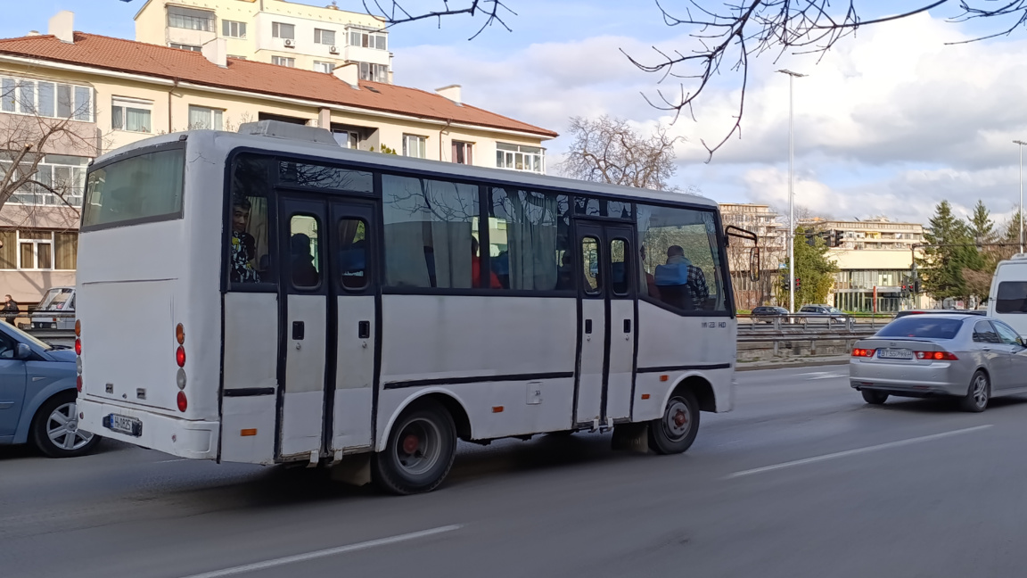 Допълнителни автобуси за Черешова задушница