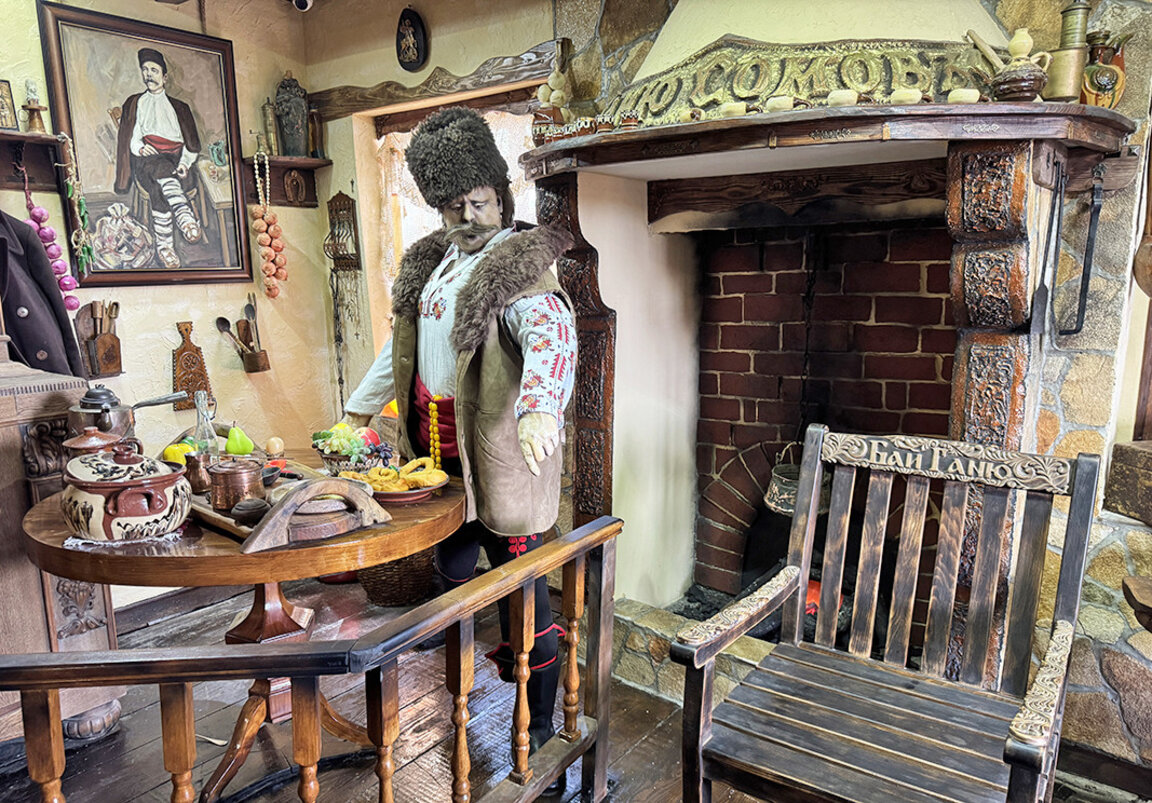 Museum dedicated to Bulgarian literary hero Bai Ganyo opens in village of Enina