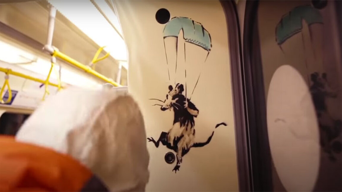 По-ранно произведение на Банкси в Лондонското метро