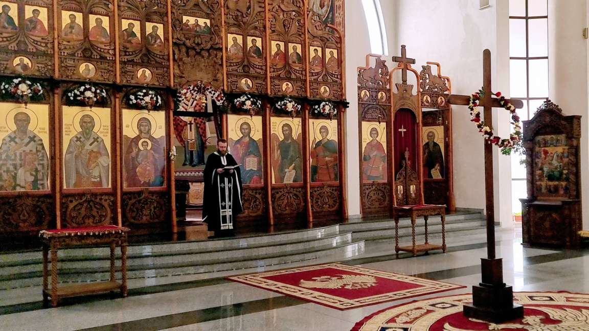 В смолянската църква "Св. Неделя" непрестанно гори кандило с Благодатния огън