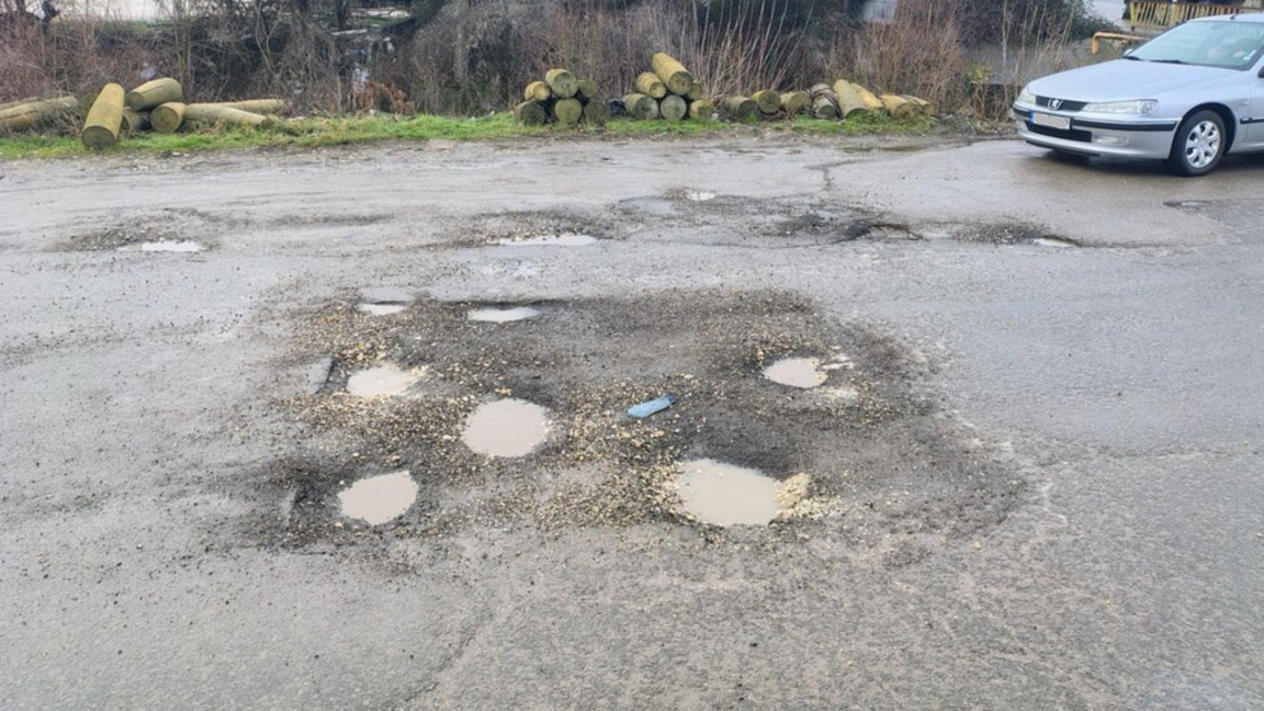 Само 5 души кърпят шуменските улици