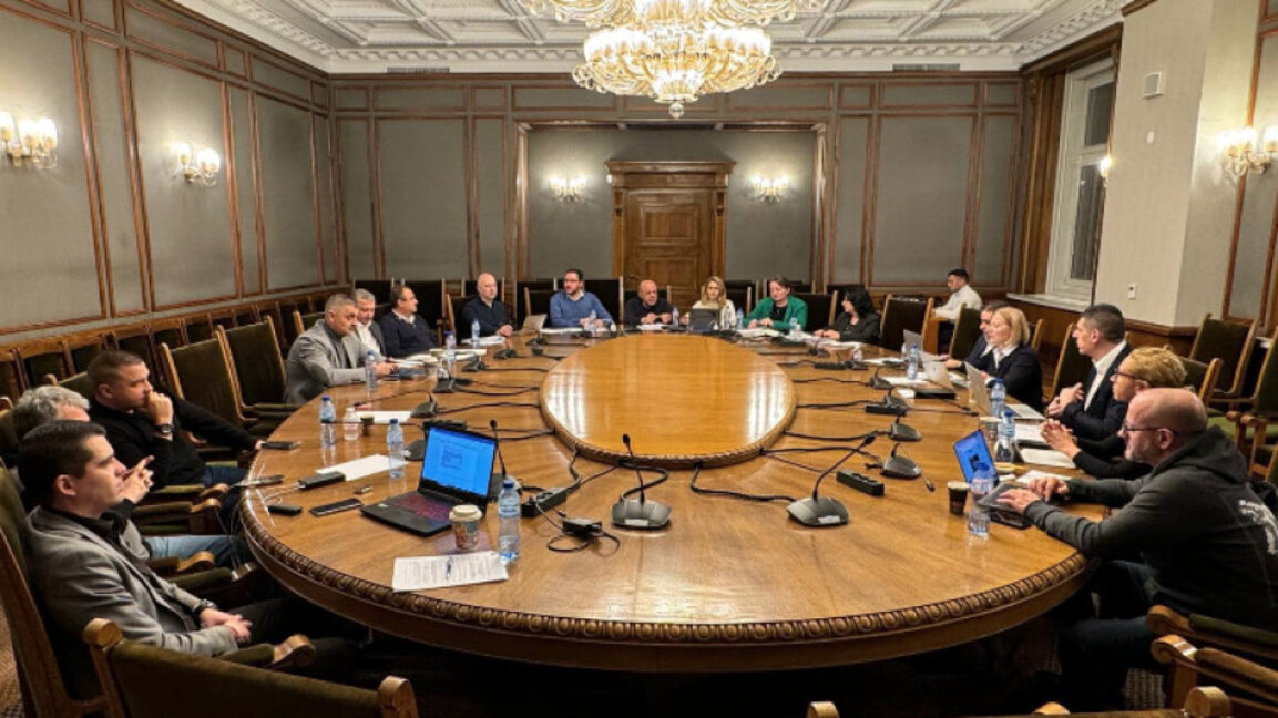 Обновљени преговори о формирању владе, тврди извор из Парламента