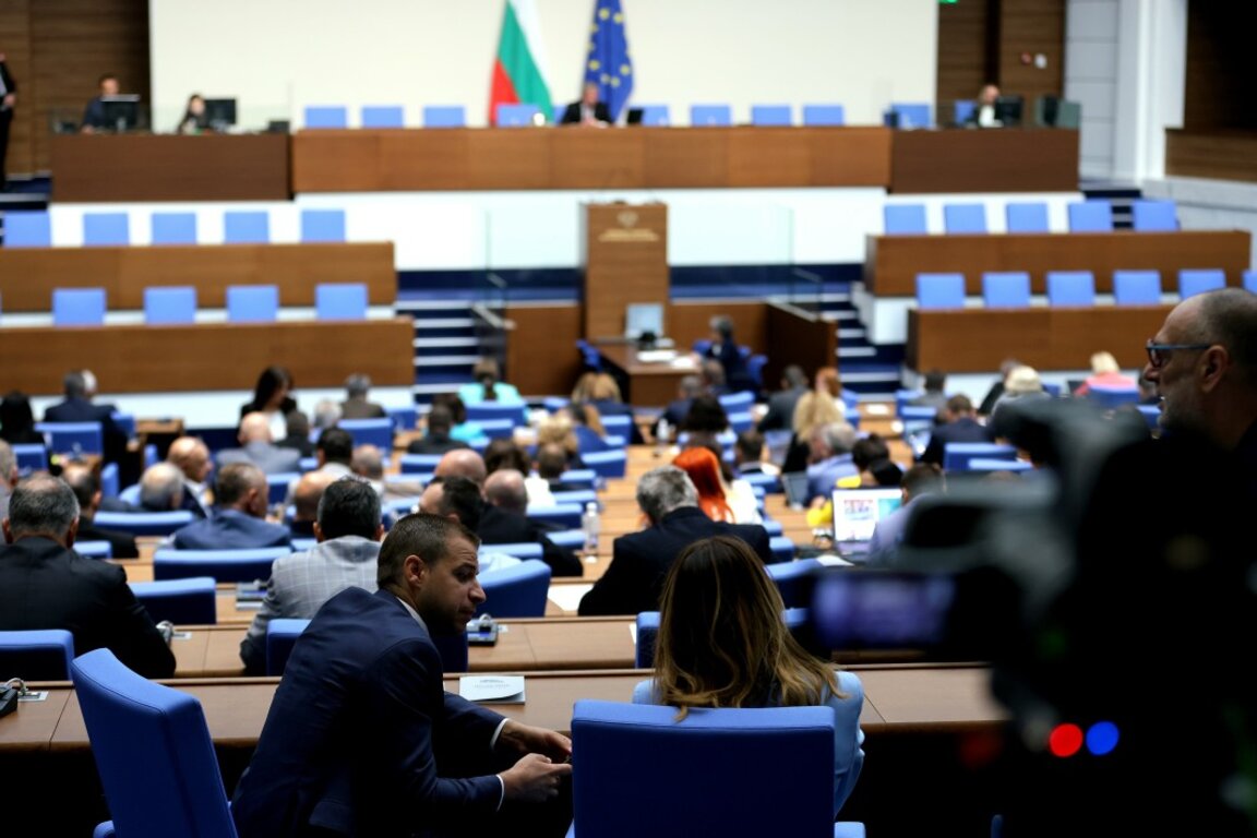 Парламентът провежда редовно заседание, 30 юли 2025 г.