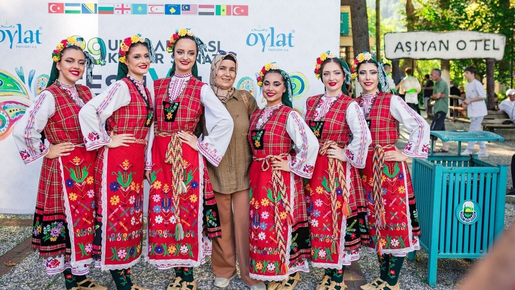 Gül Vadisi Topluluğu, İnegöl Kültür Festivali’nde birincilik kazandı