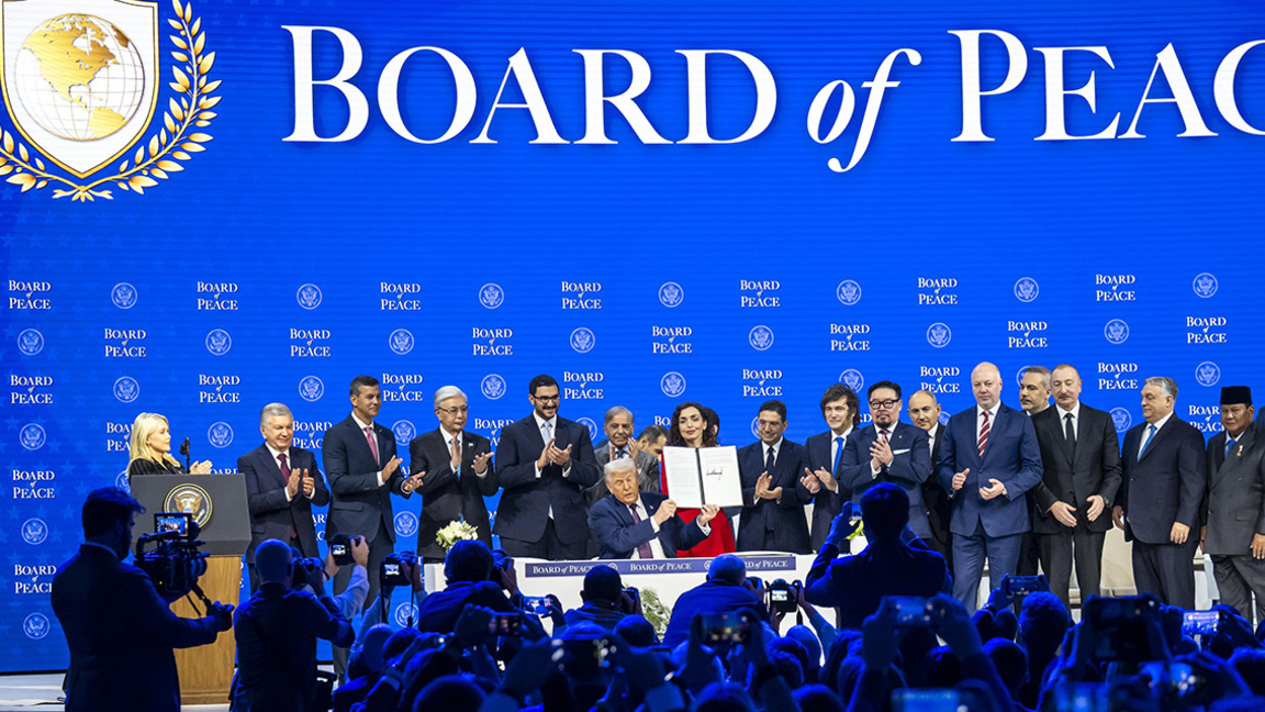 Opposition fordert Gerichtsurteil zur Bulgariens Mitgliedschaft im Friedensrat