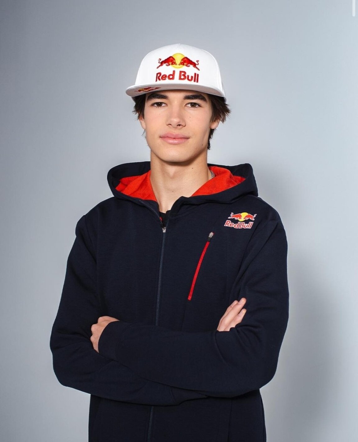 Никола Цолов