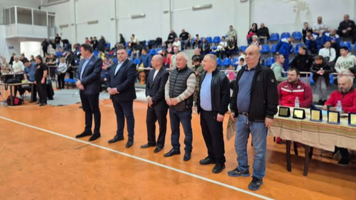 Кметът Димитър Бръчков откри XI Международен турнир по свободна борба