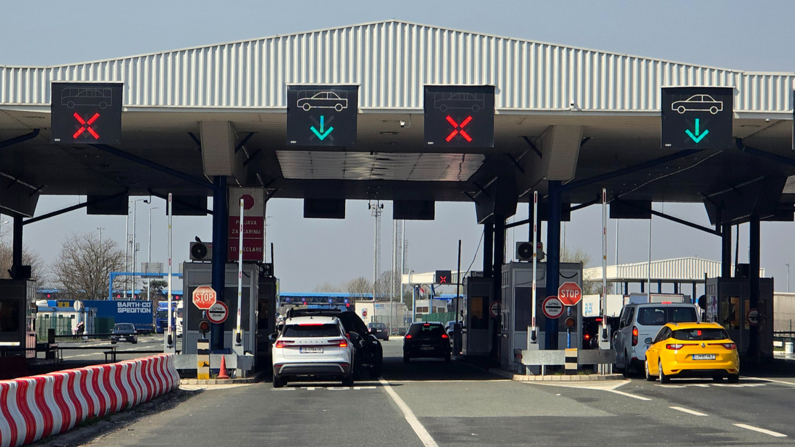Tüm sınır kapılarında trafik normal seyrediyor