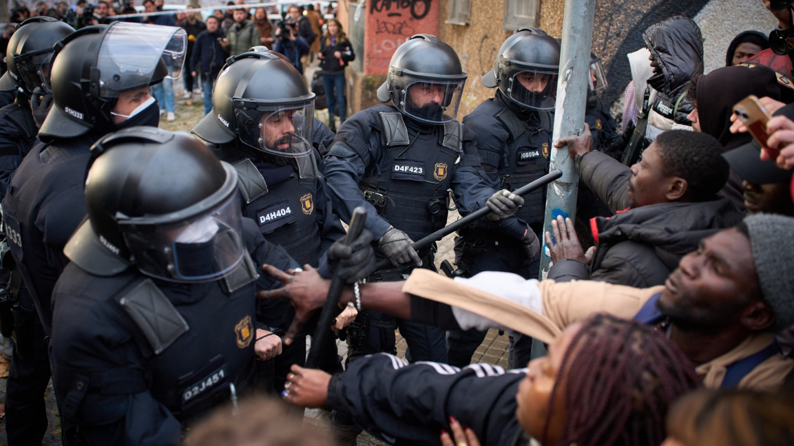 ЕК с предупреждение към Испания заради мигрантската политика