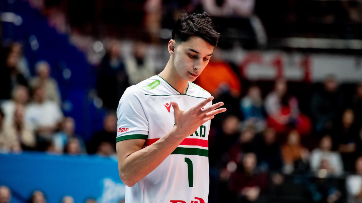 Симеон Николов се отличи с 10 точки.