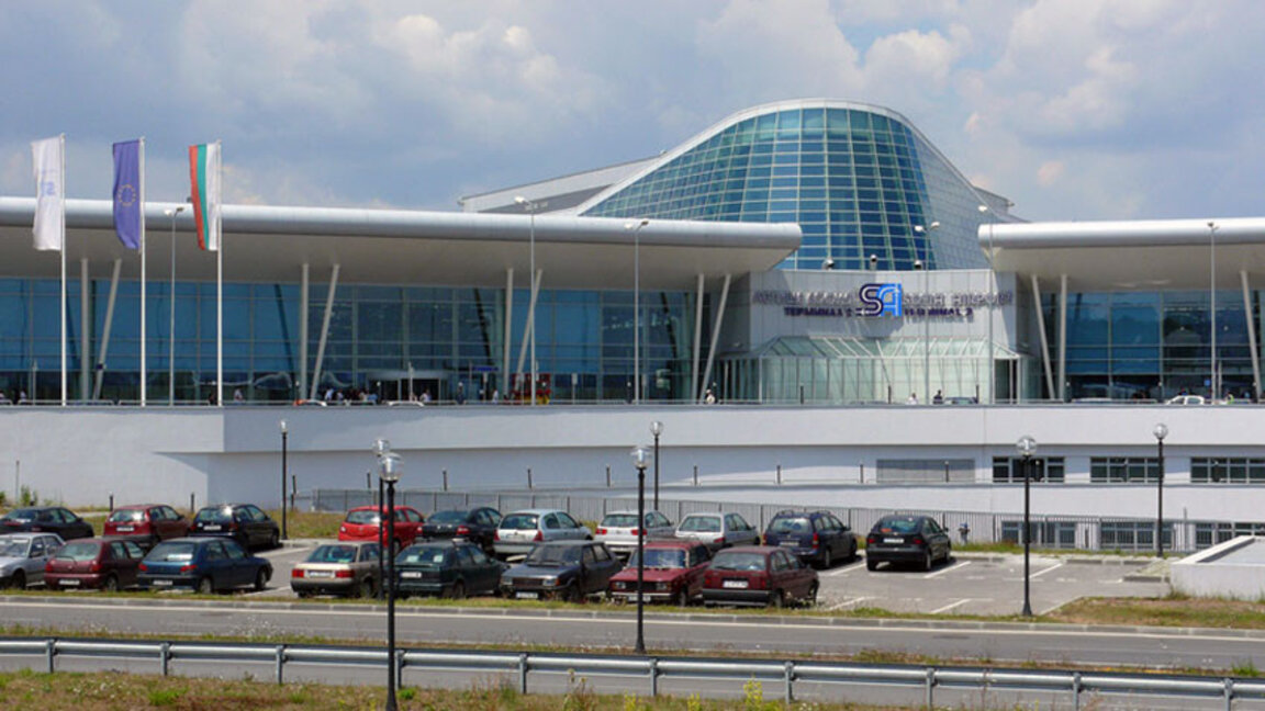 The Bulgarians evacuated from Israel are coming home on board the government airbus