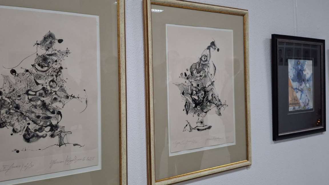 Традиционната си коледна изложба откри ямболският художник Цветан Казанджиев