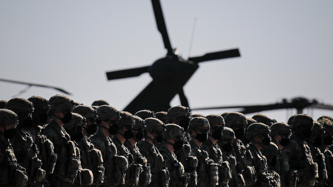 Илюстративна снимка - американски войници във въздушната база "Михаил Когълничану" край Констанца, архив.