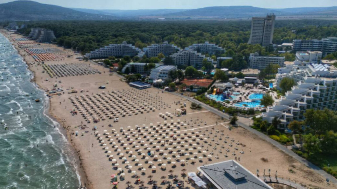 Bad staffing, short season or lack of strategy – where is the root of the problems in Bulgarian tourism?