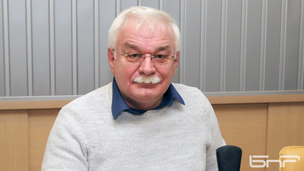 Валентин Радомирски