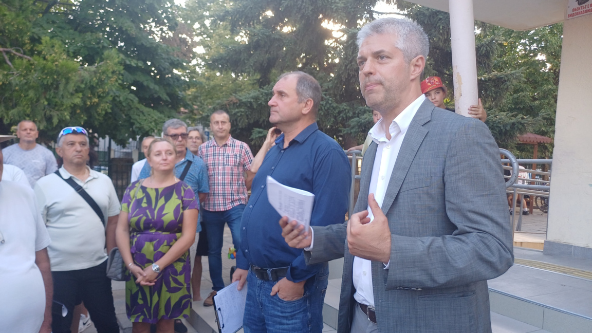 Големият интерес във „Виница“ наложи нова среща с кмета Коцев