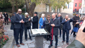 Откриха паметник на площад "Журналист" в Пловдив