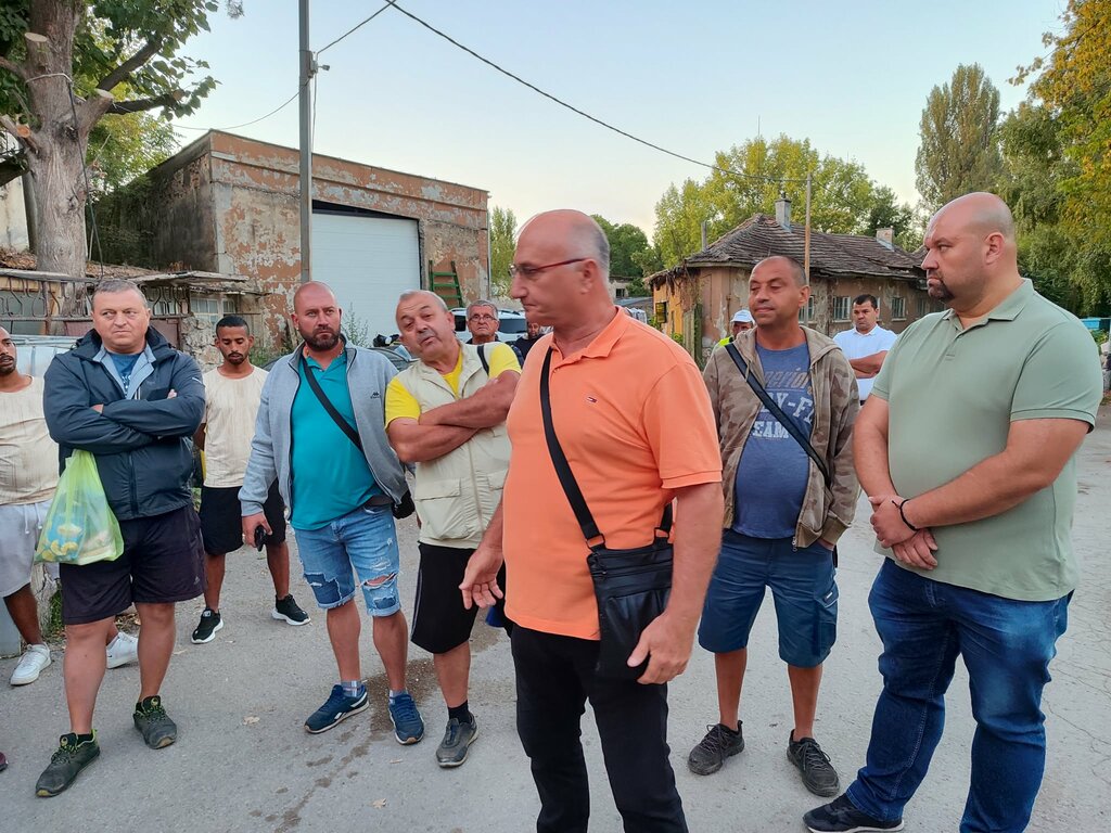 Работници по чистотата в Шумен на протест