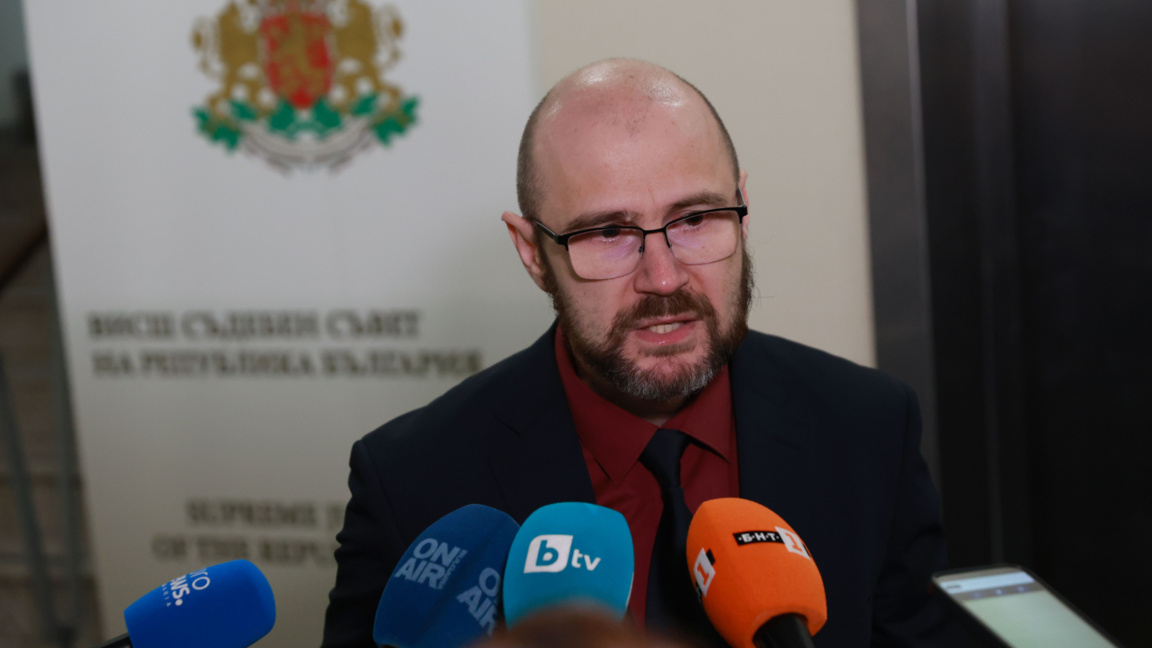 Служебният министър на правосъдието Андрей Янкулов дава брифинг преди заседанието на Висшия съдебен съвет (ВСС), където единствената точка в дневния ред беше "Определяне на временно изпълняващ функциите на главен прокурор" - 26 февруари 2026 г.