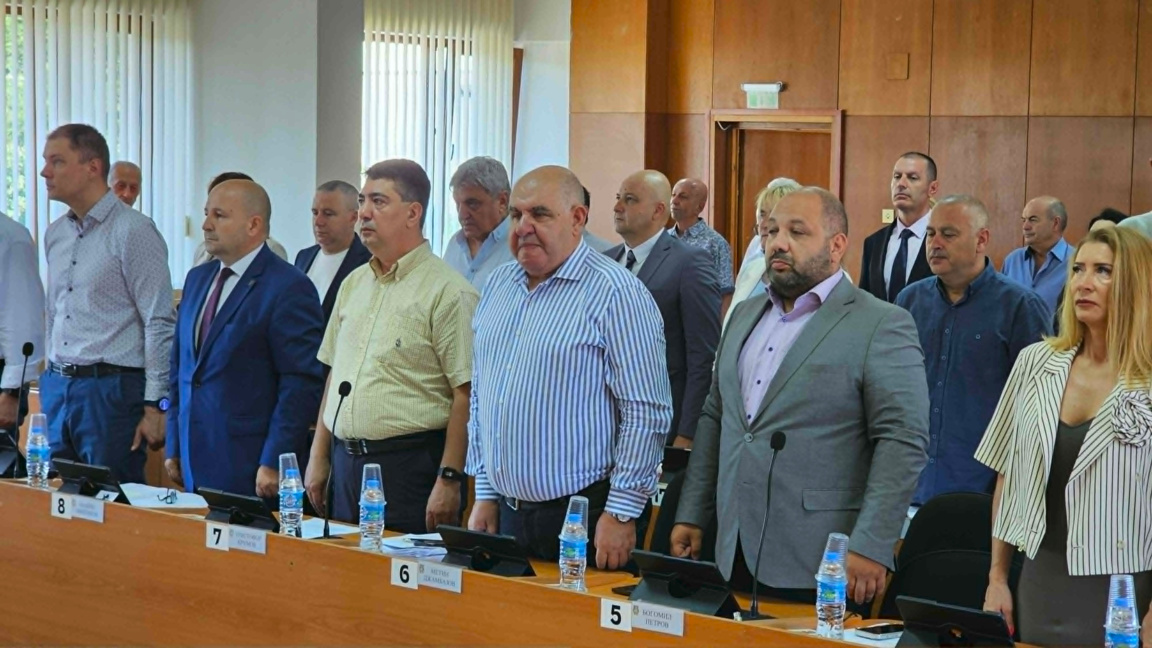 Бивш кмет намесен в спор за имот