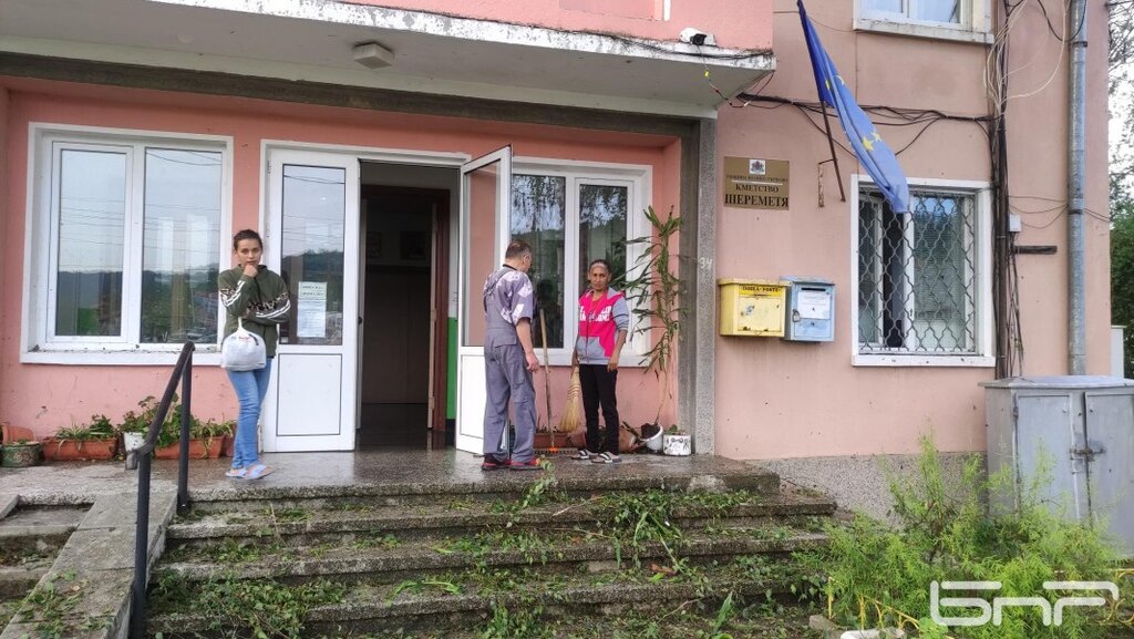 Къде е Агенцията за борба с градушките, недоволстват хората и бизнесът във Великотърновско