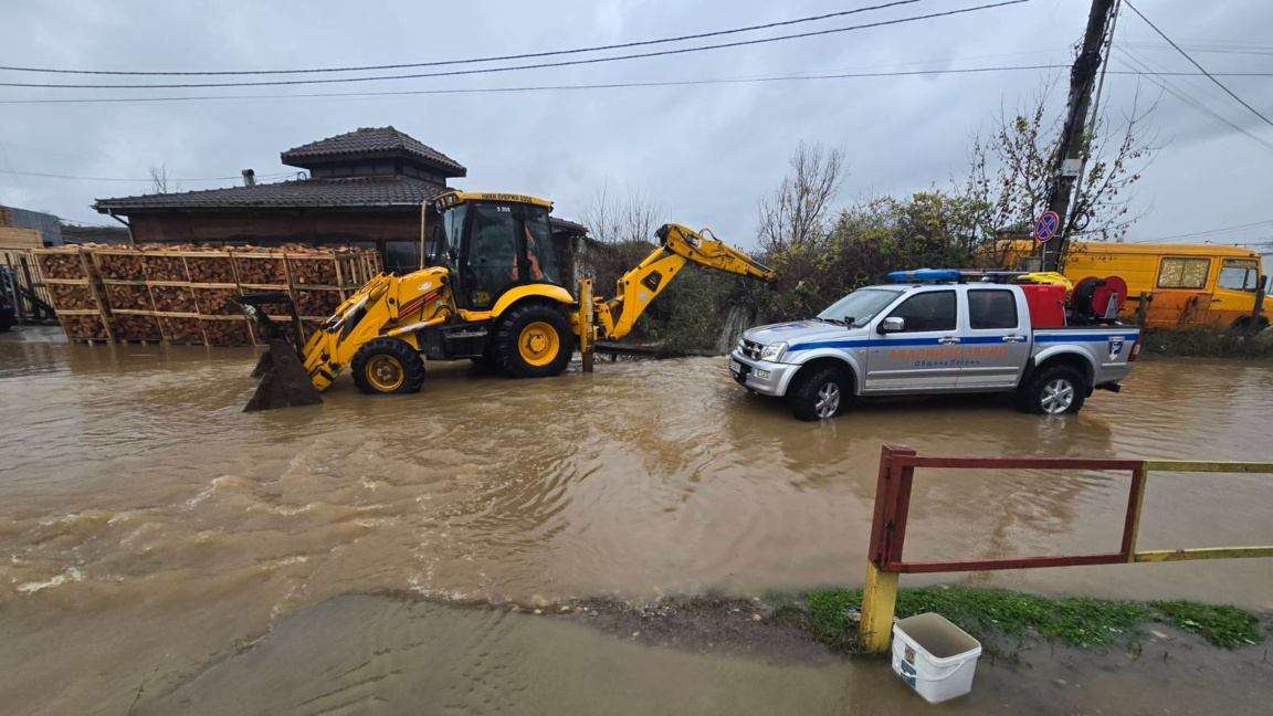 Поройни дъждове в Благоевградско 